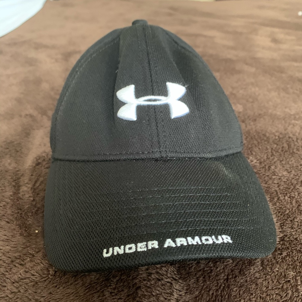 Under Armor fitted hat